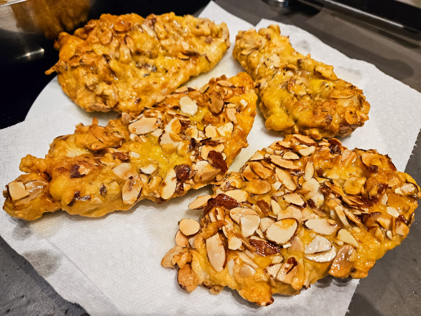 Almond chicken schnitzel - preparation-16