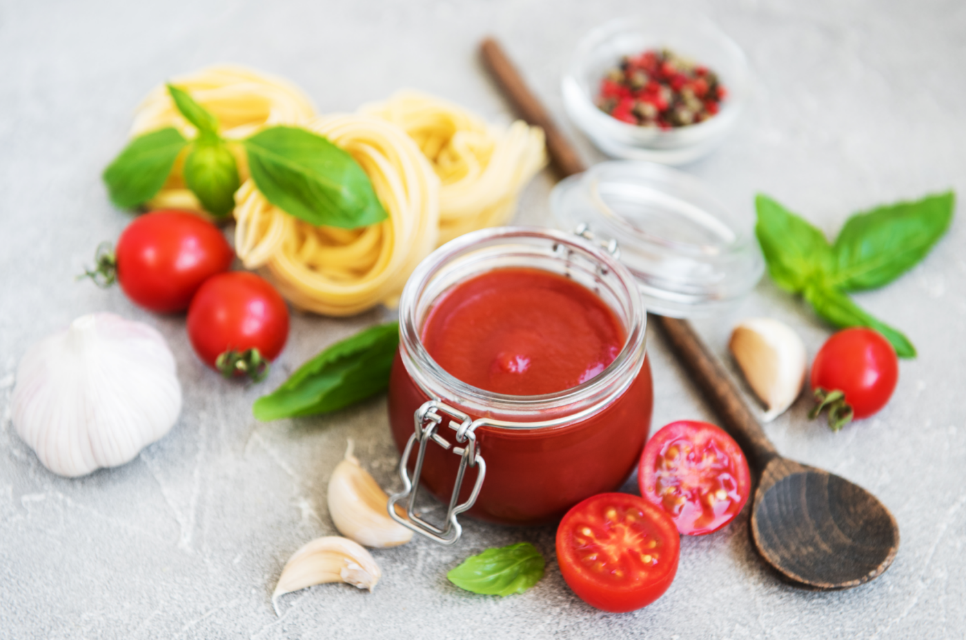 Tomato sauce, pasta and other ingredients