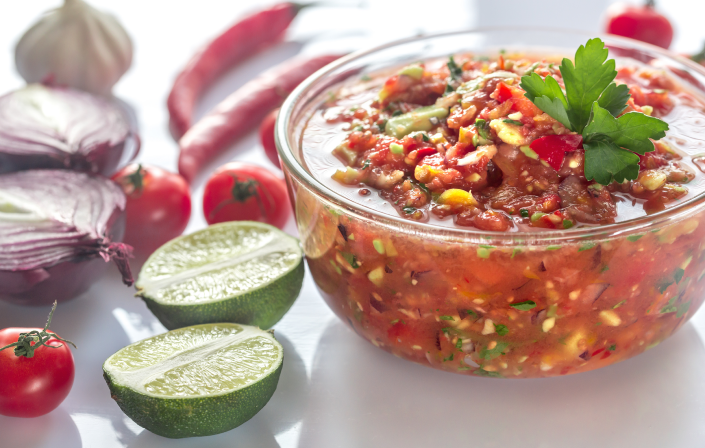 Salsa serounded by vegetables