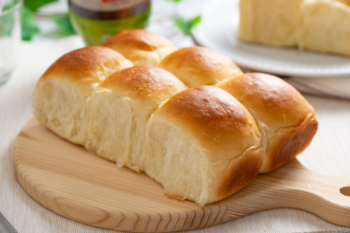 dinner rolls